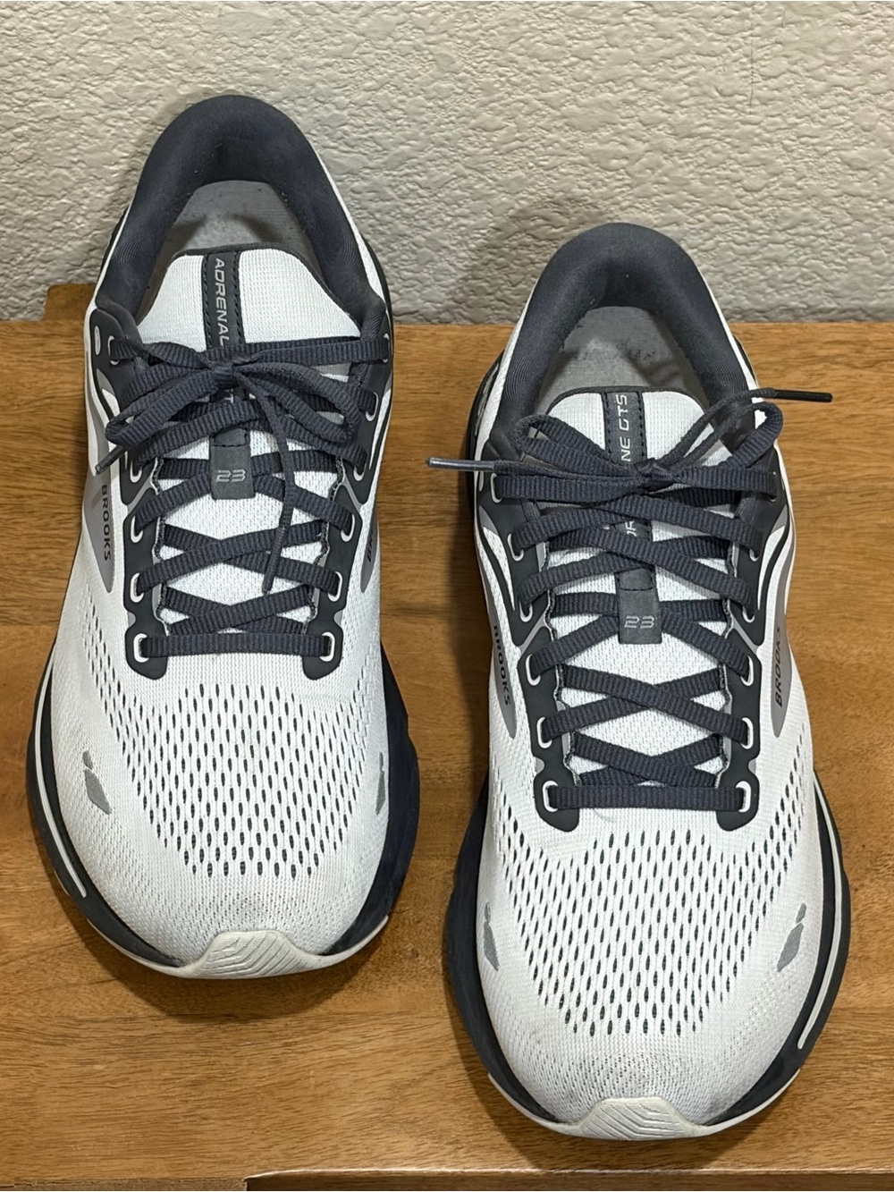 Brooks Men's Running Shoes - White and Charcoal Sz. 9.5